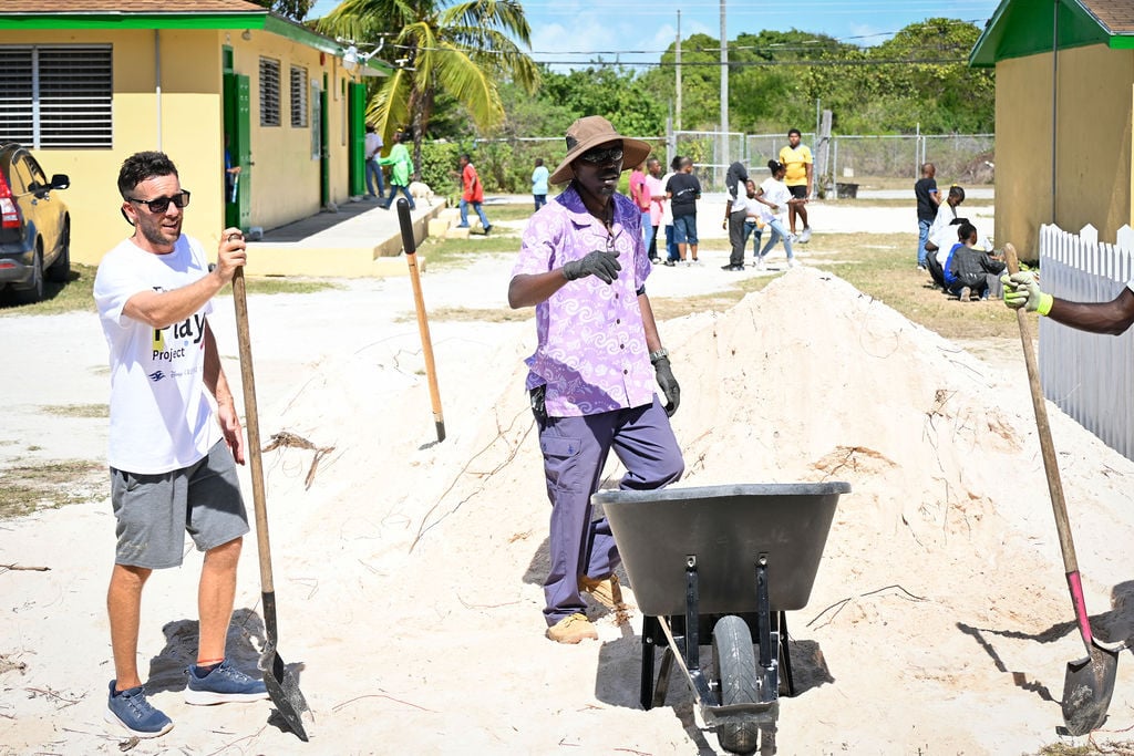 2025_Bahamas_Rock Sound Primary6975