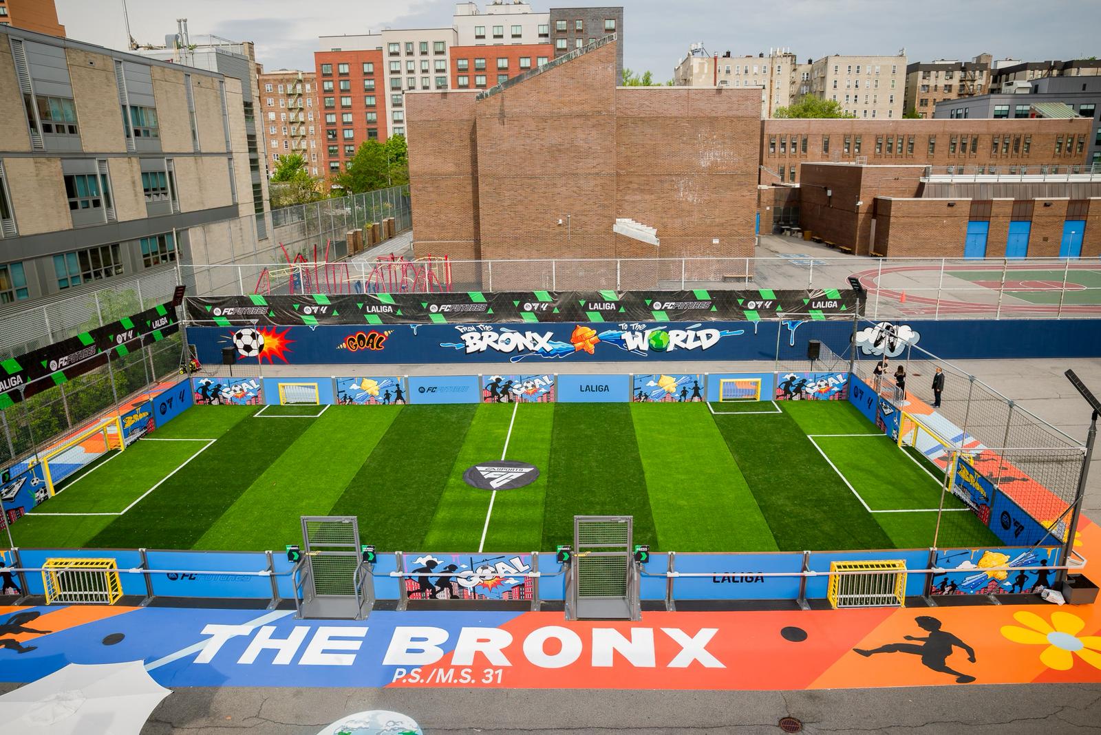 EA SPORTS FC x La Liga x NYC 1-1