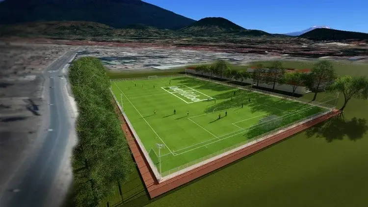 Jordan has a dream: to build a love.fútbol project in his home village in Tanzania